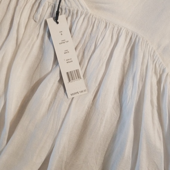 Casual blouse with bell sleeves - Picture 3 of 3